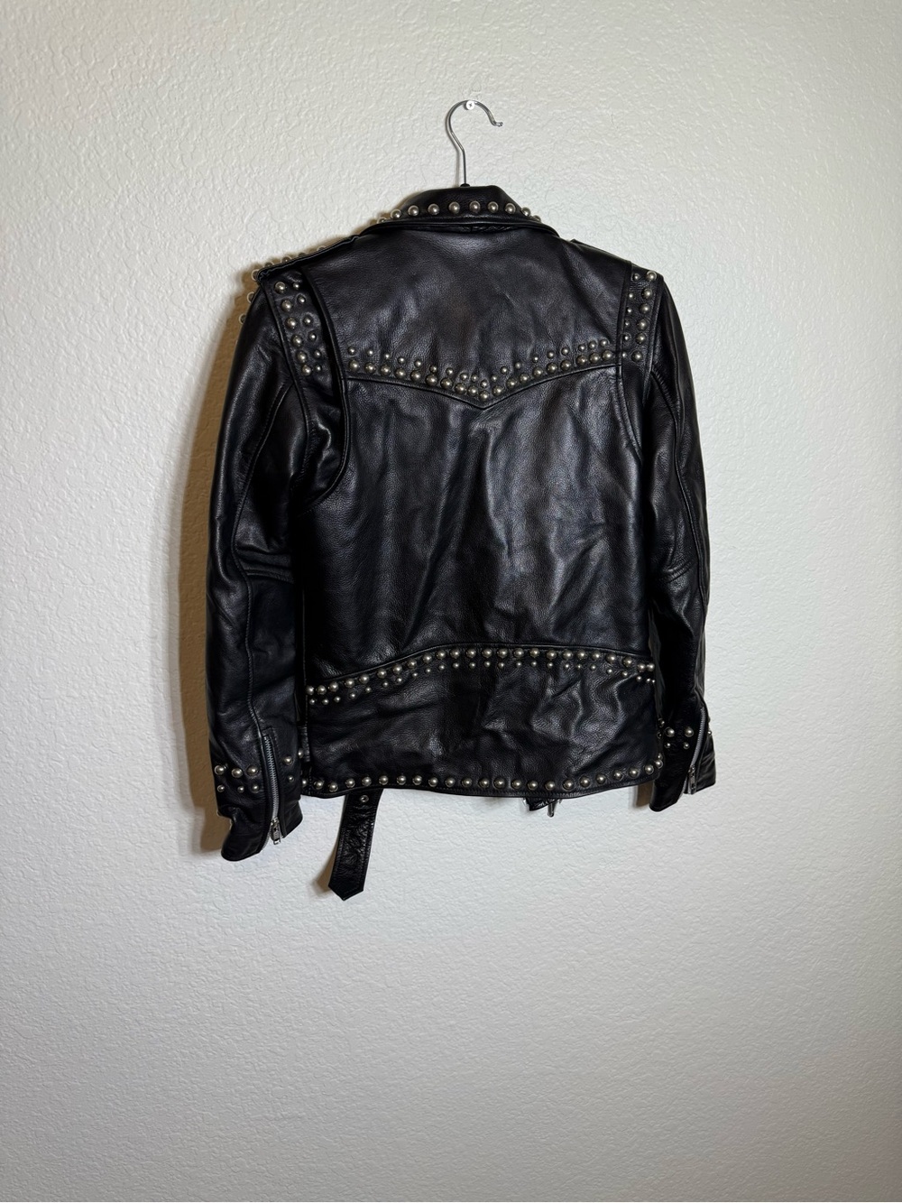 Understated Leather Western Dome Studded Jacket in Black - Picture 8 of 10